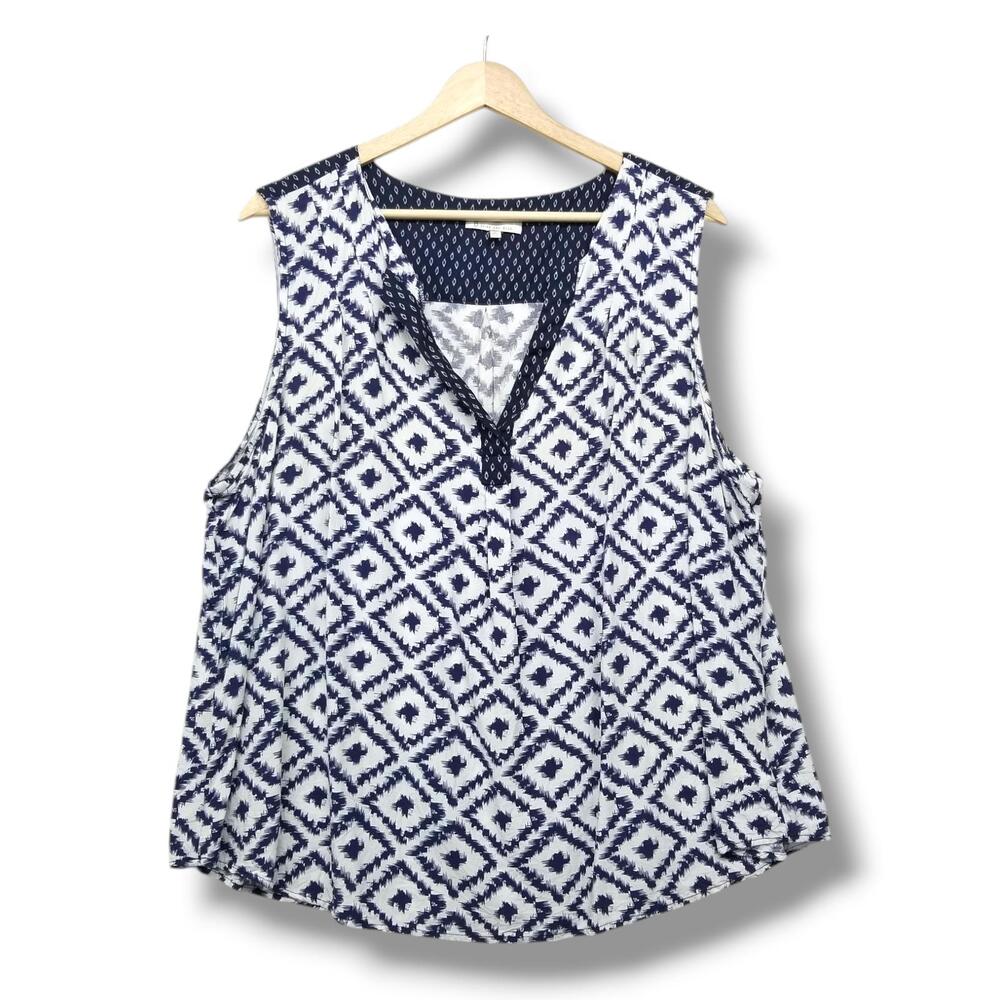 Skies Are Blue Sleeveless Blouse Top Womens 2X Plus Navy Blue White Tank Shirt